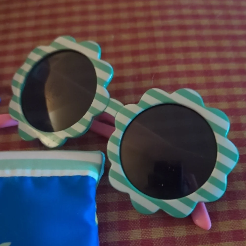 Matilda Jane Blue Floral Sunglasses Set